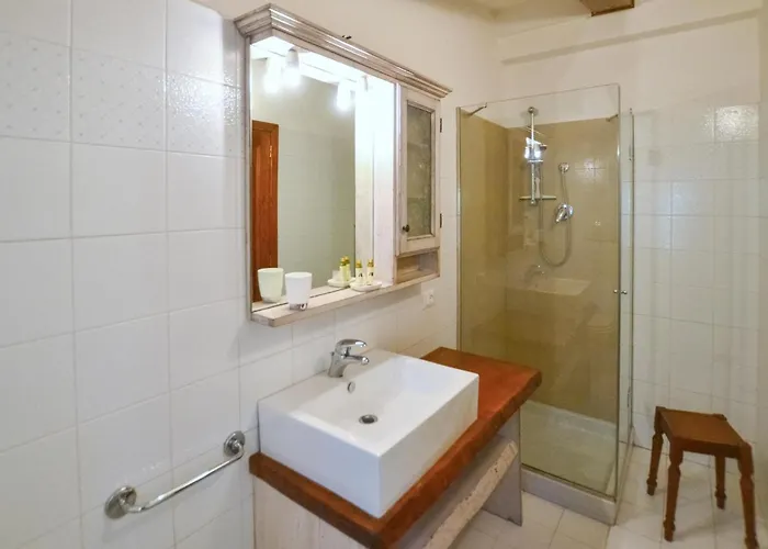 In With House A Panoramic View * Bucine